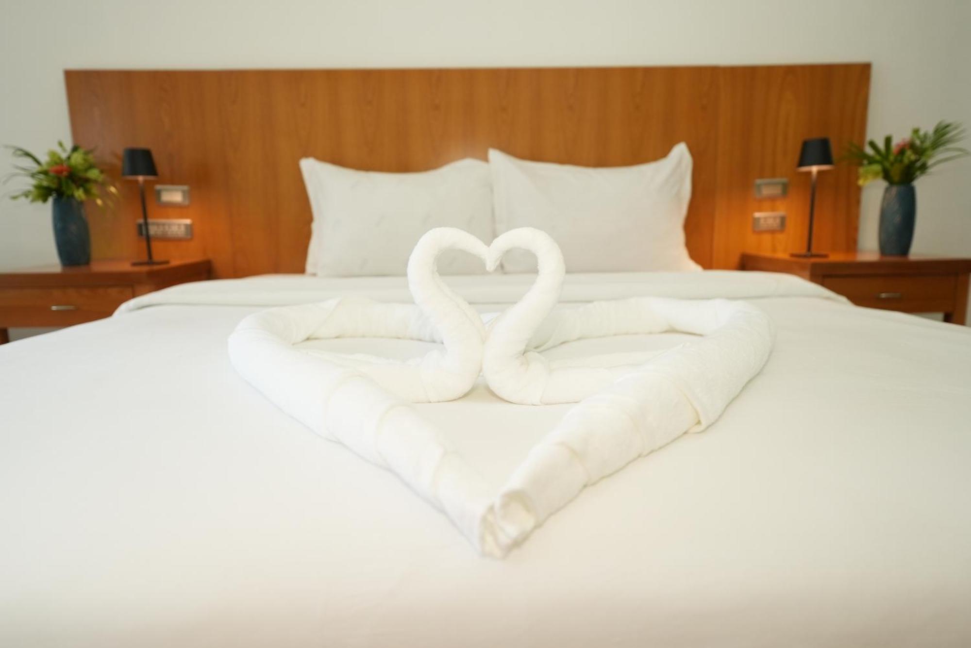 Amor Resort Koh Rong Derm Tkov Village Exterior foto
